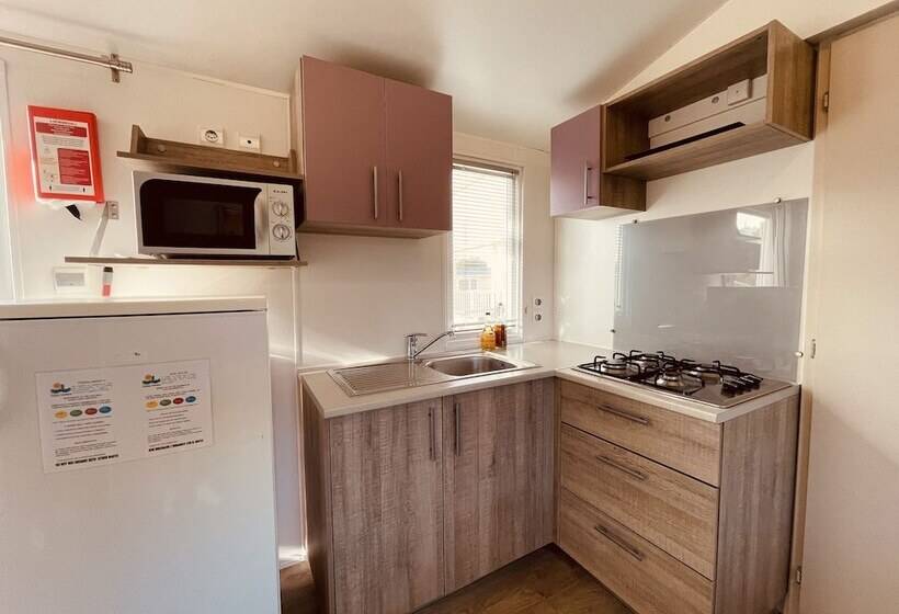 منتجع Camping Tonnara