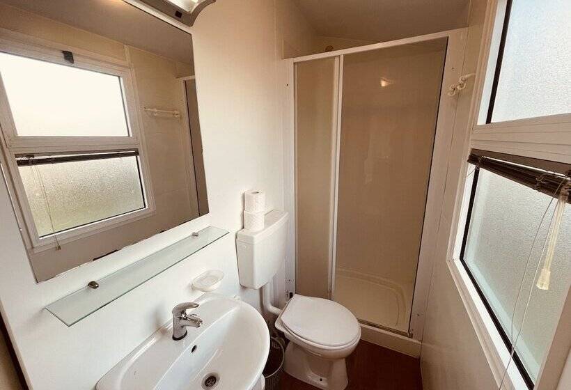 منتجع Camping Tonnara