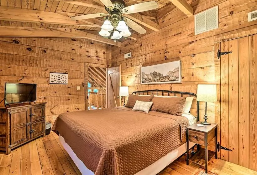 Serene Lewisburg Lakefront Retreat W/ Dock