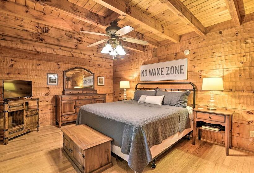 Serene Lewisburg Lakefront Retreat W/ Dock