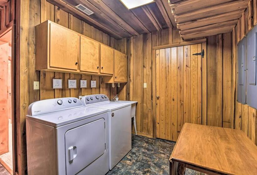 Serene Lewisburg Lakefront Retreat W/ Dock