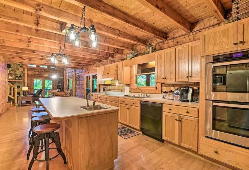 Serene Lewisburg Lakefront Retreat W/ Dock