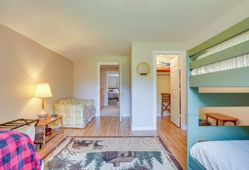 Serene Mountain Retreat On 40 Acres W/ Fire Pit!