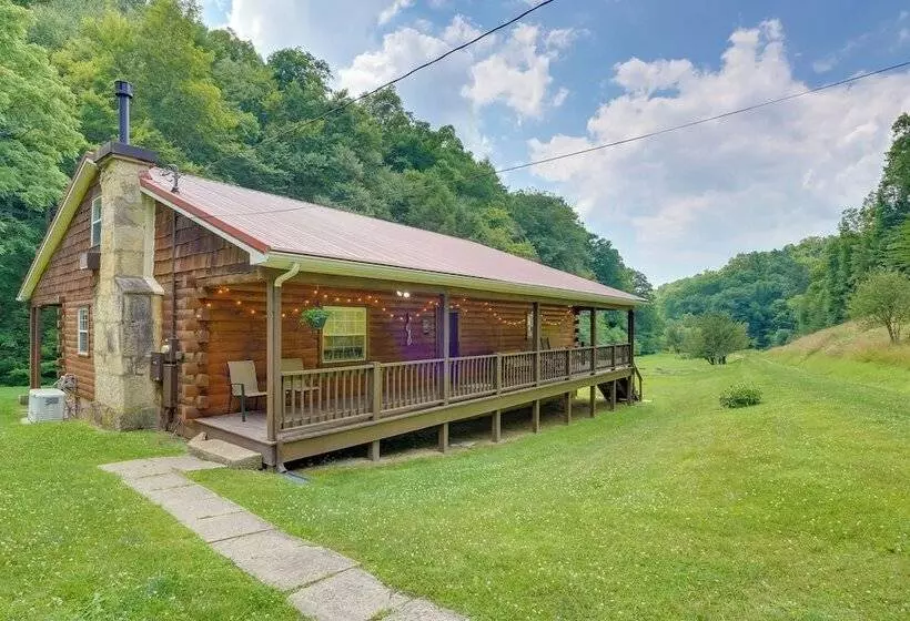 Serene Mountain Retreat On 40 Acres W/ Fire Pit!