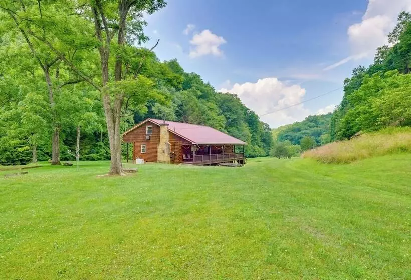 Serene Mountain Retreat On 40 Acres W/ Fire Pit!