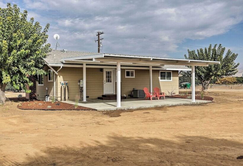 Sierra Nevada Mountain Retreat, Set On Citrus Farm