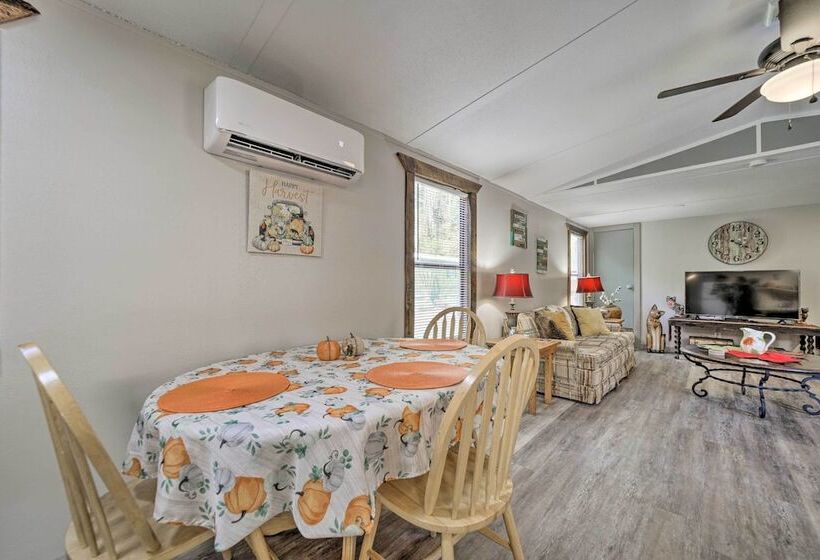 Bring A Pet: Smoky Mtn Vacation Rental W/ Yard!