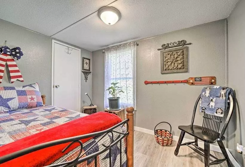 Bring A Pet: Smoky Mtn Vacation Rental W/ Yard!