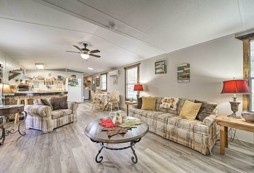 Bring A Pet: Smoky Mtn Vacation Rental W/ Yard!