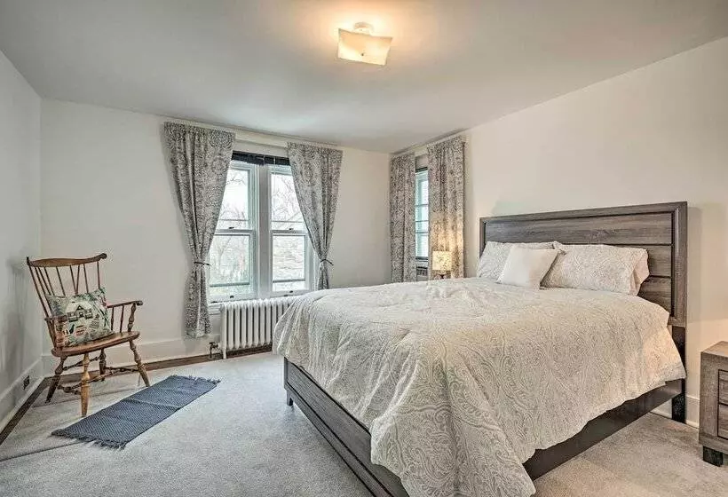 Spacious Getaway: 7 Mi To Whitetail Slopes!