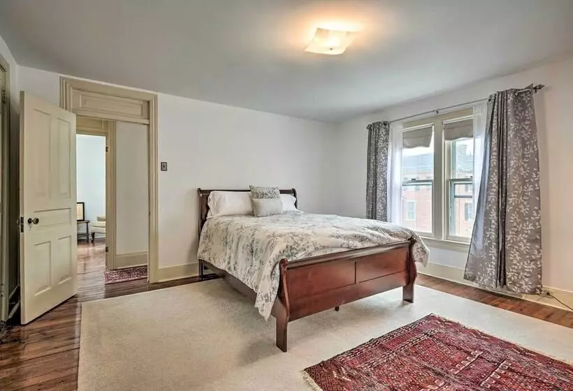 Spacious Getaway: 7 Mi To Whitetail Slopes!