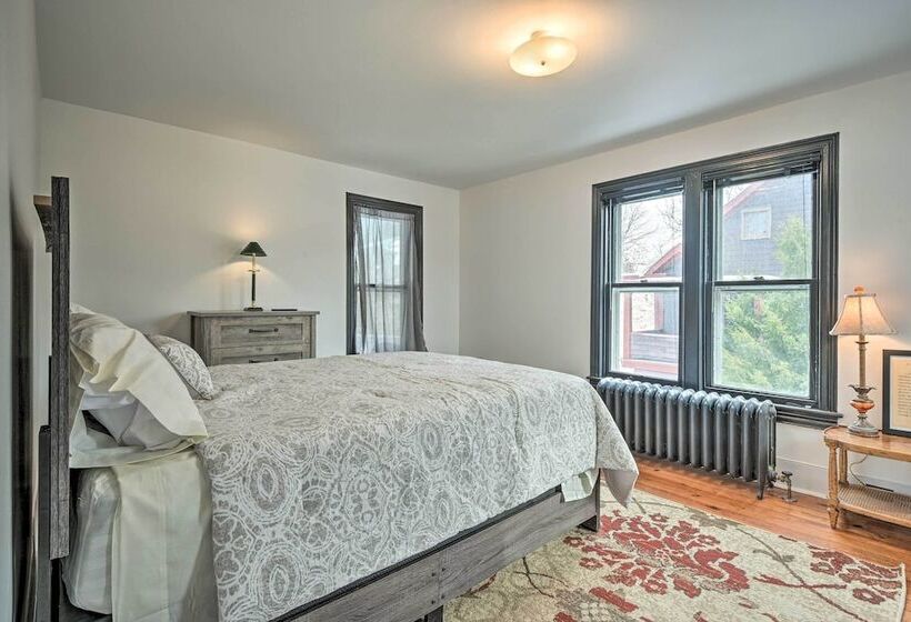 Spacious Getaway: 7 Mi To Whitetail Slopes!