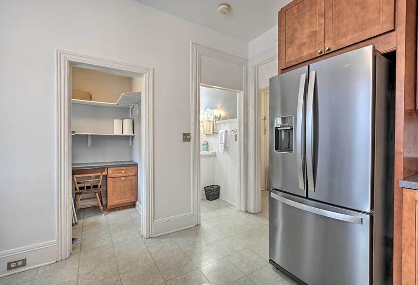 Spacious Getaway: 7 Mi To Whitetail Slopes!