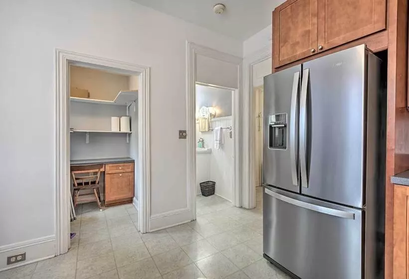 Spacious Getaway: 7 Mi To Whitetail Slopes!