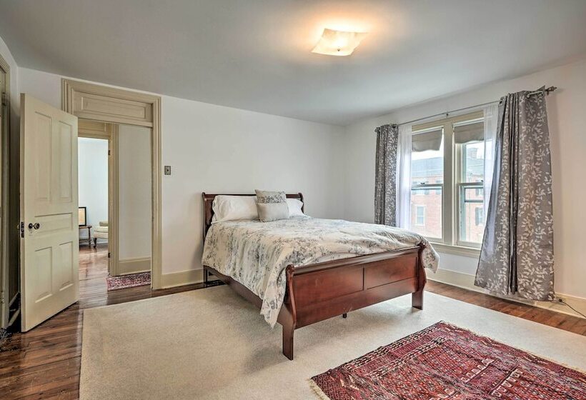 Spacious Getaway: 7 Mi To Whitetail Slopes!