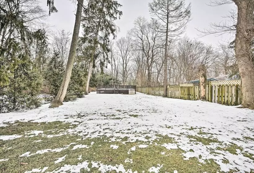 Spacious Getaway: 7 Mi To Whitetail Slopes!