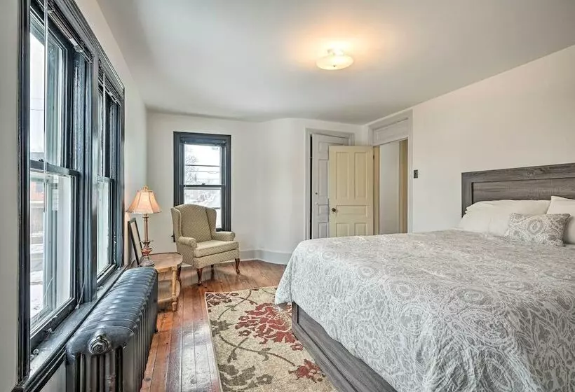 Spacious Getaway: 7 Mi To Whitetail Slopes!