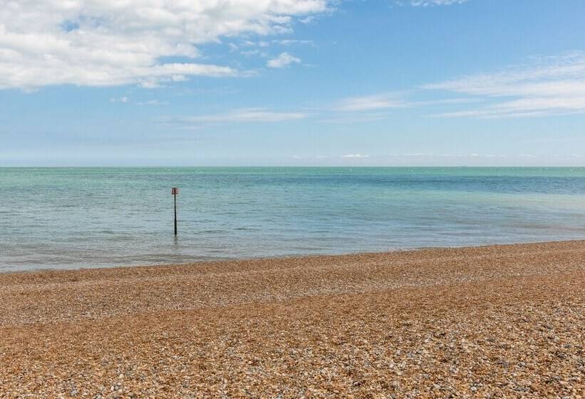 2 B&b 40 Percent Off Weekly Half Price Monthly