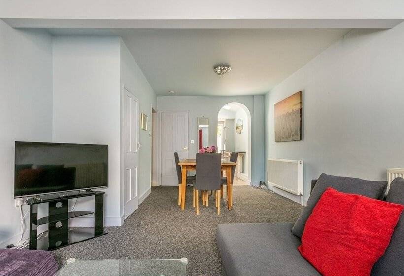 2 B&b 40 Percent Off Weekly Half Price Monthly