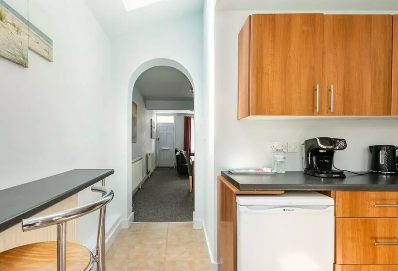 2 B&b 40 Percent Off Weekly Half Price Monthly