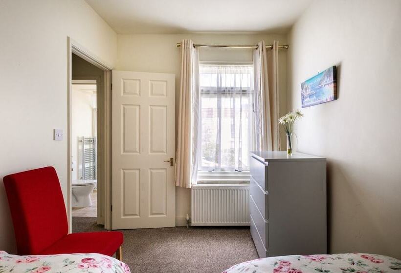 2 B&b 40 Percent Off Weekly Half Price Monthly