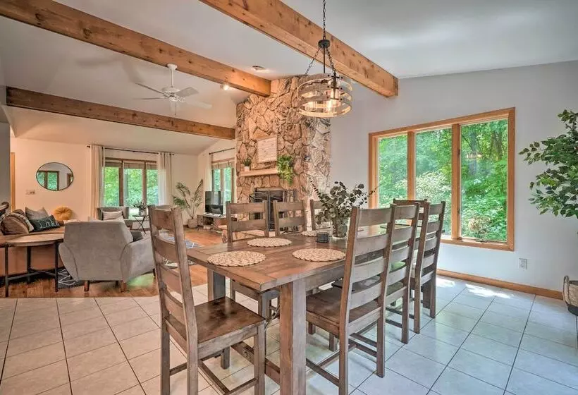Stunning Waterfront Home W/ Fireplace & Grill