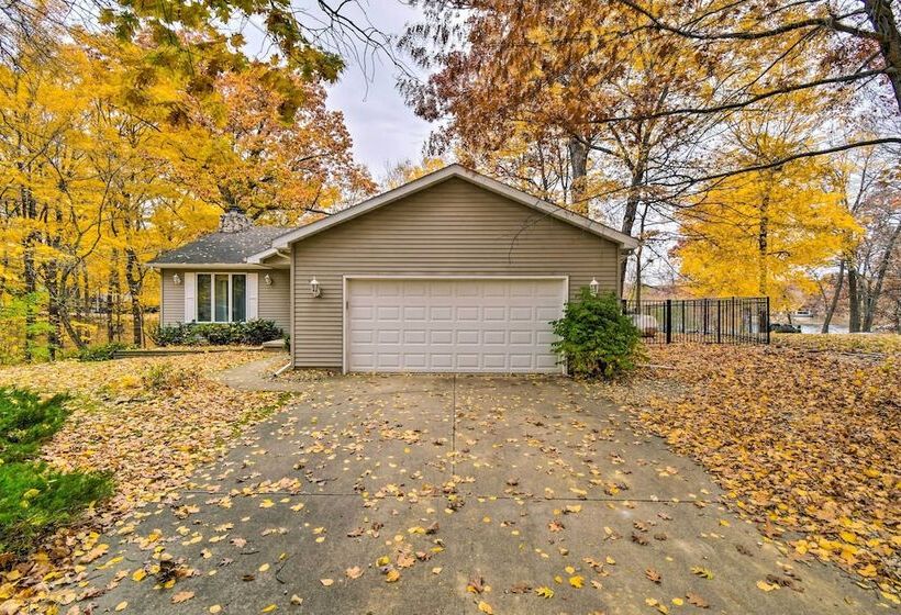 Stunning Waterfront Home W/ Fireplace & Grill