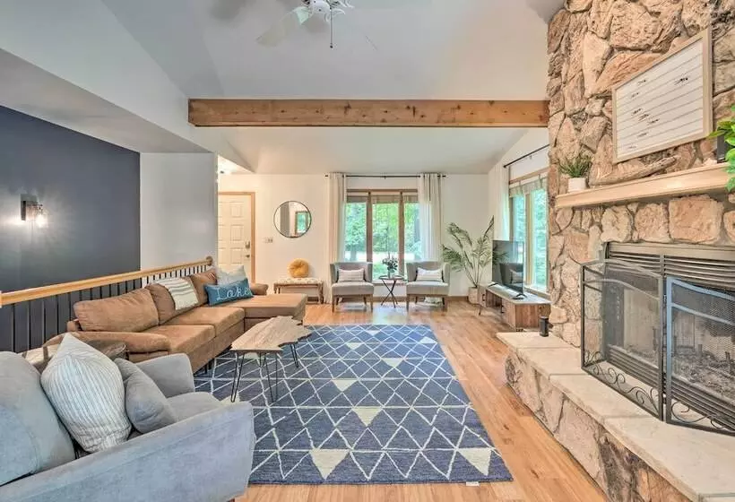 Stunning Waterfront Home W/ Fireplace & Grill