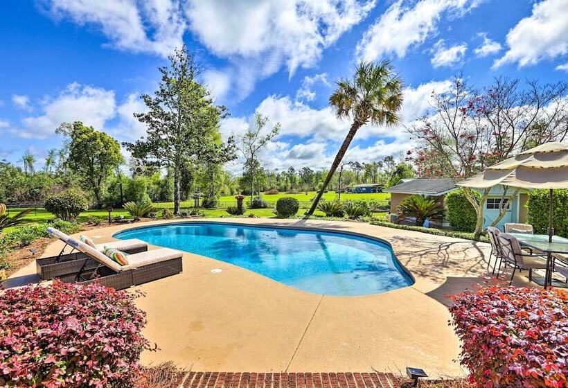 Sunny Florida Abode   Patio, Pool, & Fire Pit