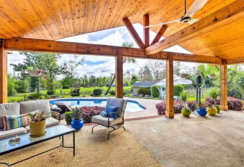 Sunny Florida Abode   Patio, Pool, & Fire Pit
