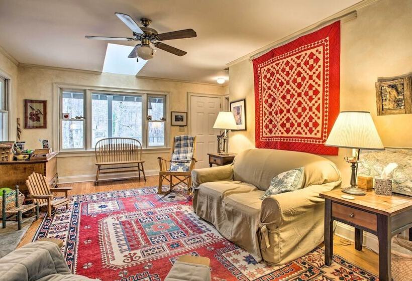 Blue Ridge Mountain Escape ~ 8 Mi To Chimney Rock