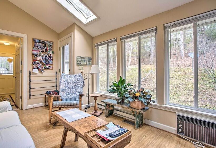 Blue Ridge Mountain Escape ~ 8 Mi To Chimney Rock