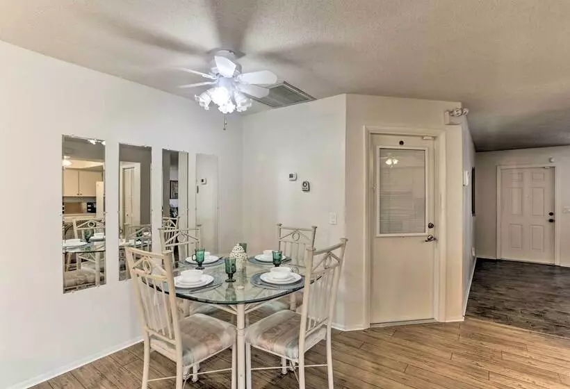 Bokeelia Retreat   Fishing Docks & Canals Nearby!