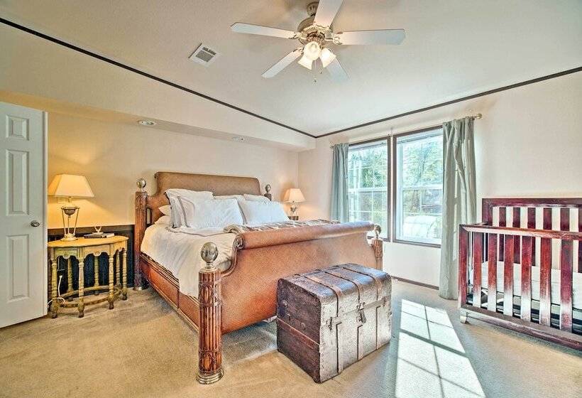 Calm Retreat W/ Ponds ~ 12 Mi To Somerville Lake