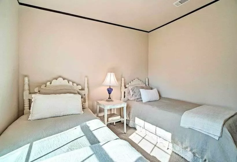 Calm Retreat W/ Ponds ~ 12 Mi To Somerville Lake