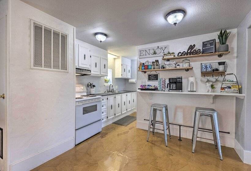 Carthage Family Home W/porch + Horse Boarding