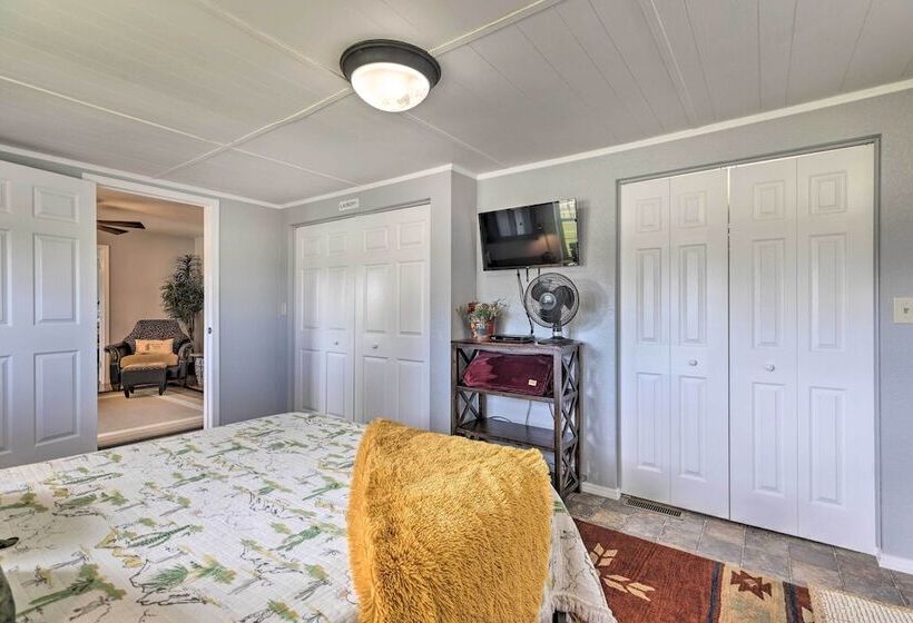 Carthage Family Home W/porch + Horse Boarding