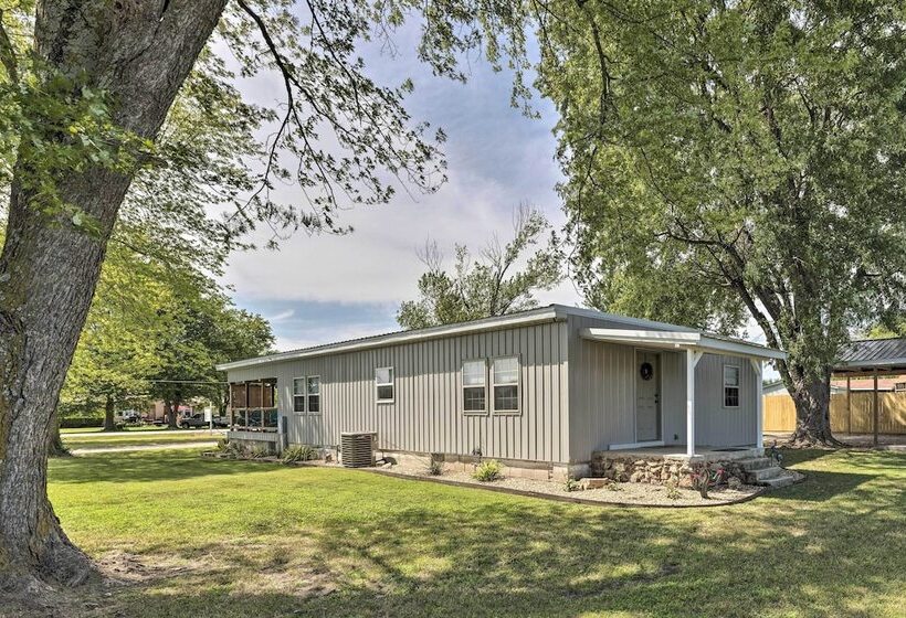 Carthage Family Home W/porch + Horse Boarding