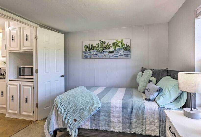 Carthage Family Home W/porch + Horse Boarding