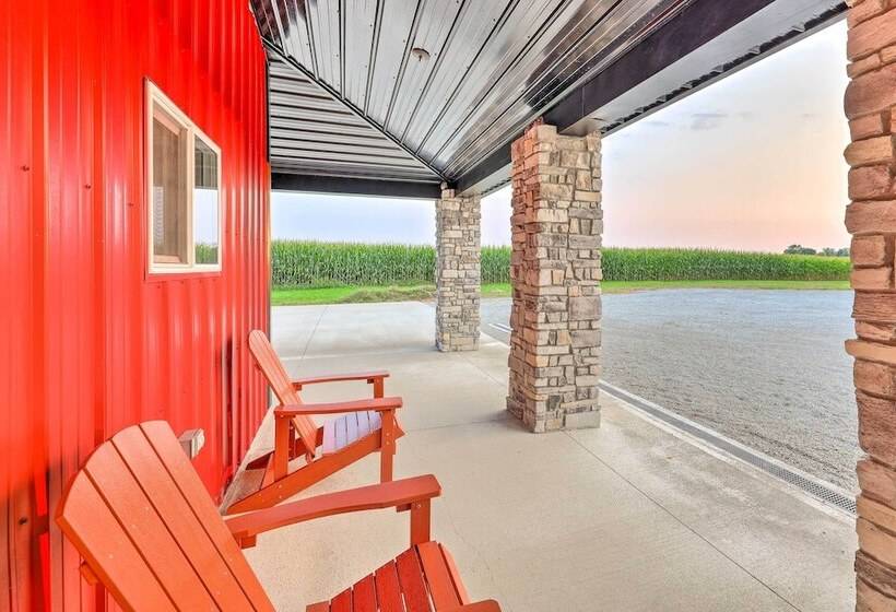 Charming Jeffersonville Barndominium W/ Fire Pit!