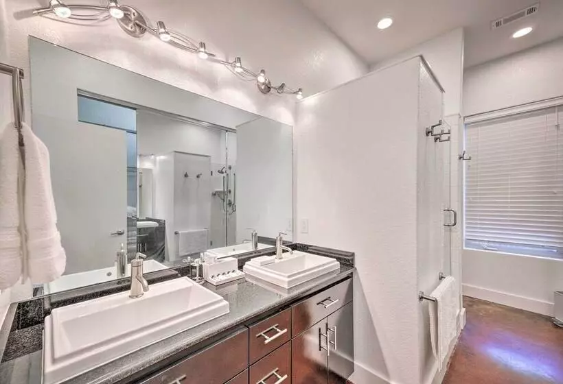 Waterfront Home ~ 4 Mi To Oaklawn Racing Casino!