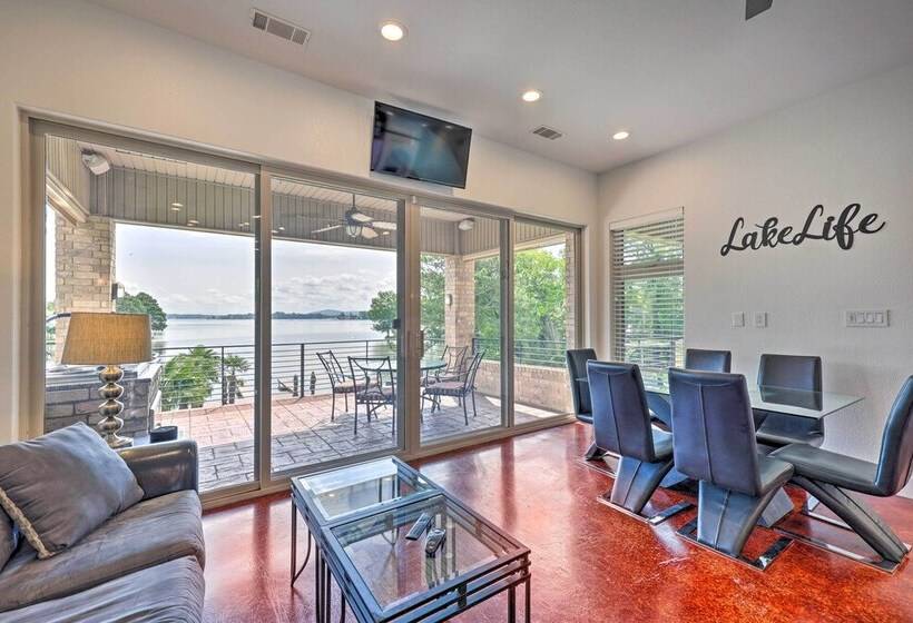 Waterfront Home ~ 4 Mi To Oaklawn Racing Casino!