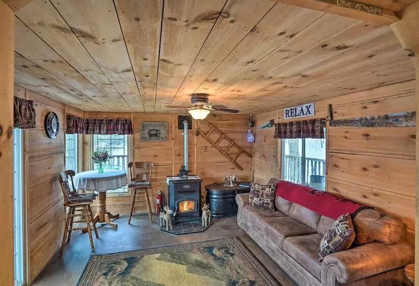 Cozy Catskills Home W/ Pond On 2 Acres!