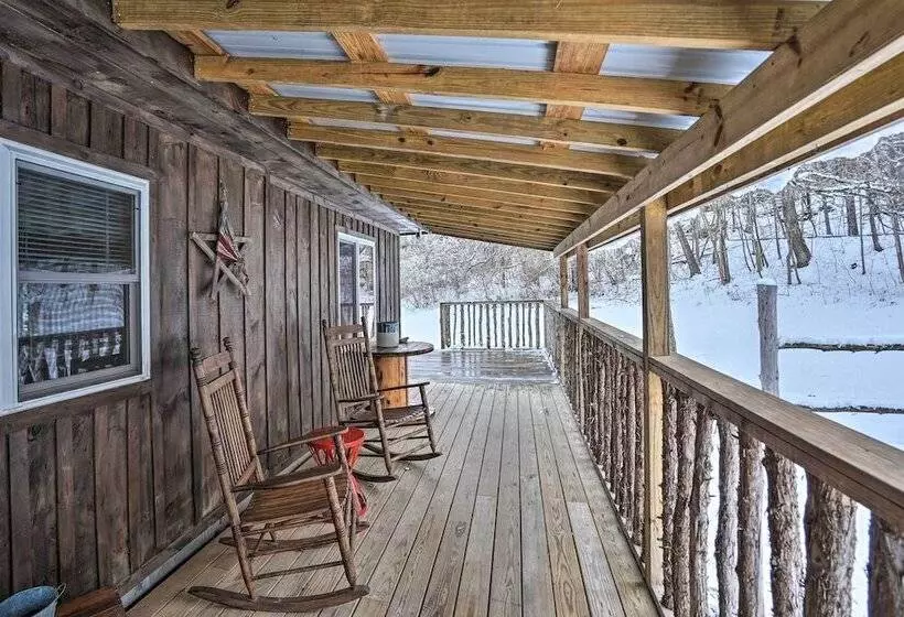 Cozy Catskills Home W/ Pond On 2 Acres!