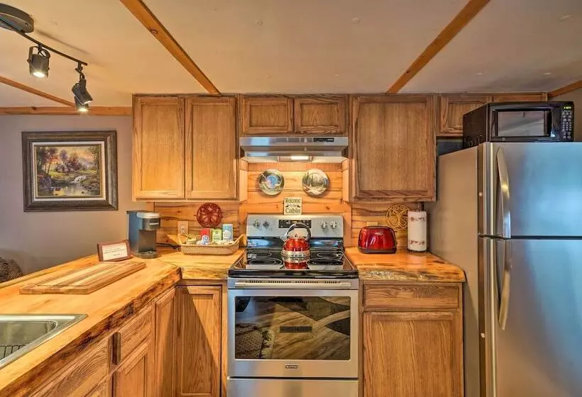 Cozy Catskills Home W/ Pond On 2 Acres!