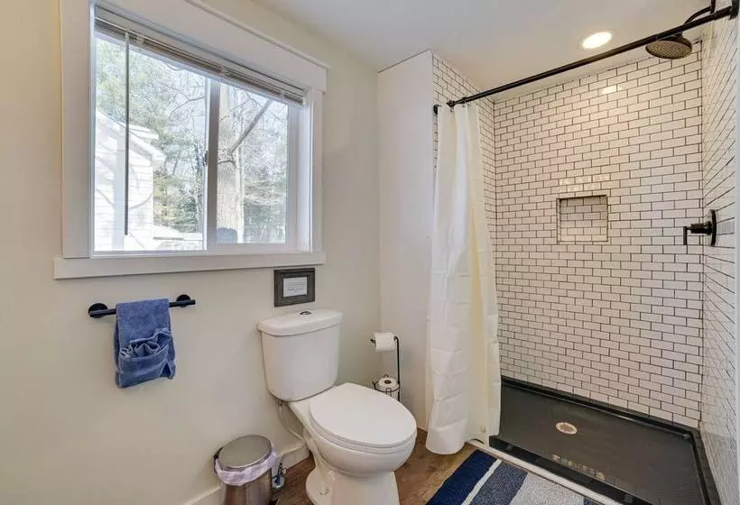 Cozy Waterfront Hale Cottage On Long Lake!