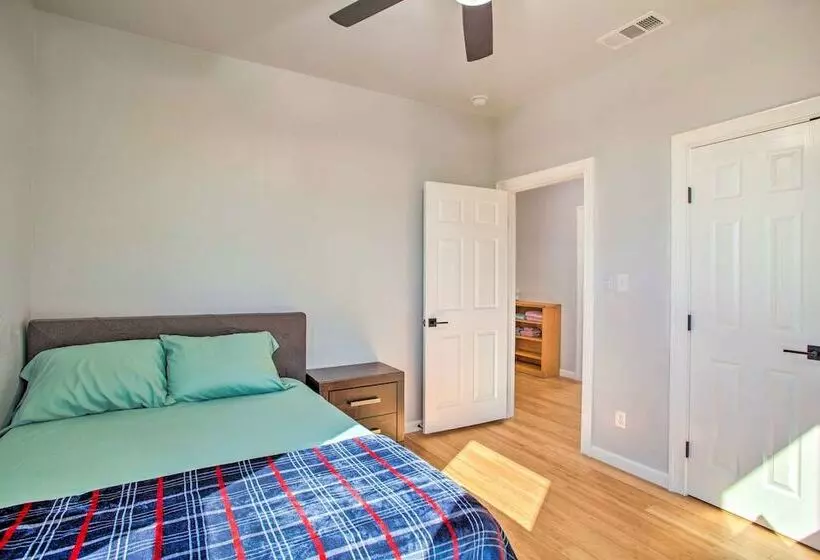 Denison Home W/ Balcony: Walk To Downtown!