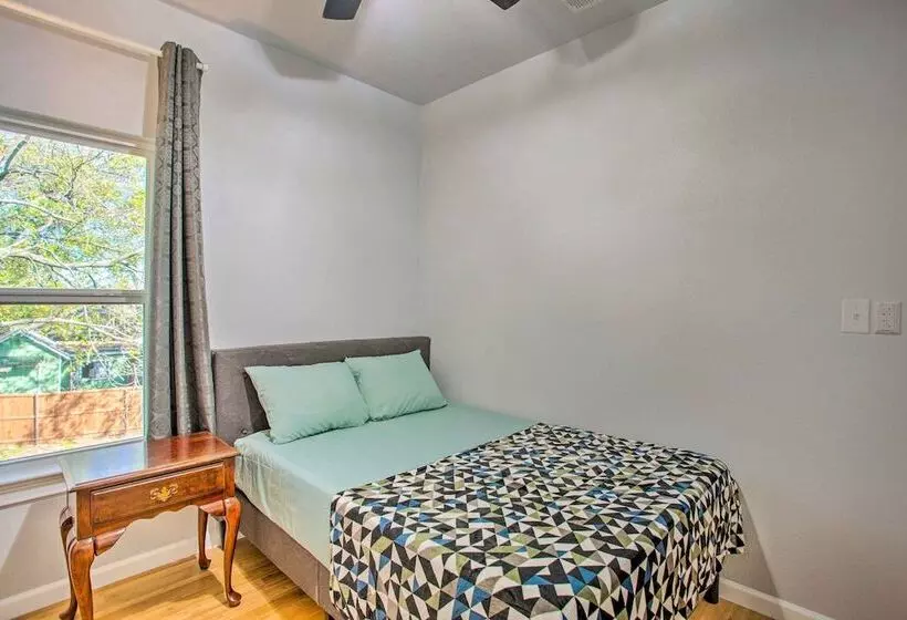 Denison Home W/ Balcony: Walk To Downtown!