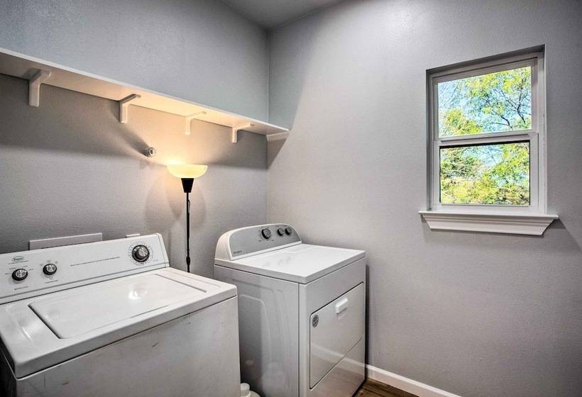 Denison Home W/ Balcony: Walk To Downtown!