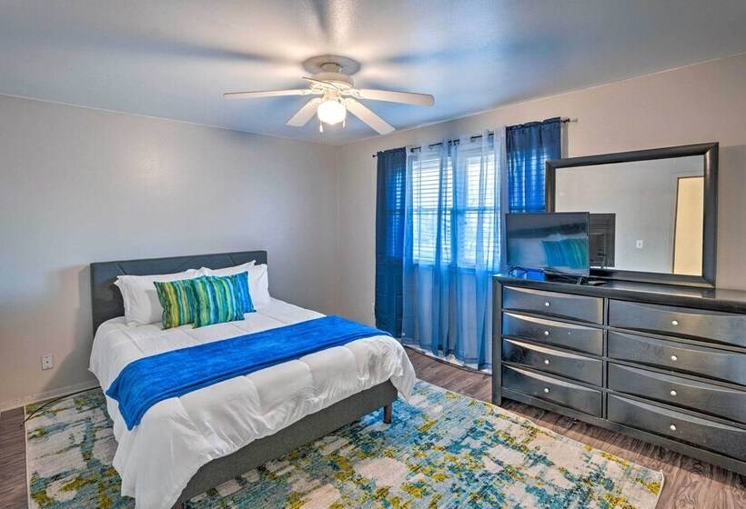 Family Friendly Rockford Home W/ Private Yard!